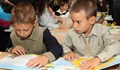 Директорите на училищата ще определят вида на детските помощи в натура