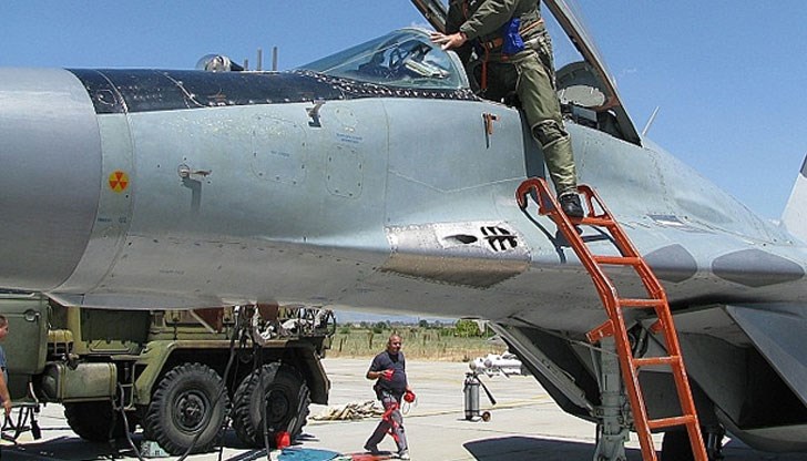 Изкуственото противопоставяне на видовете въоръжени сили от висши държавни лица е в тежък ущърб на националната ни сигурност и отбрана Изкуственото противопоставяне на видовете въоръжени сили от висши държавни лица е в тежък ущърб на националната ни сигурност и отбрана