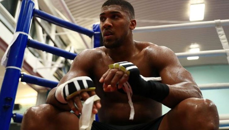 Как може за една дреболия да откажеш мач?!