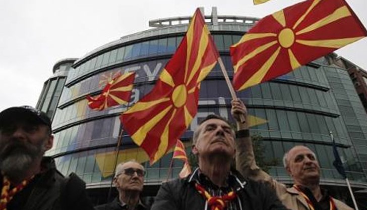 Това са първите избори след идването на власт на Зоран Заев начело на Република Македония като премиер