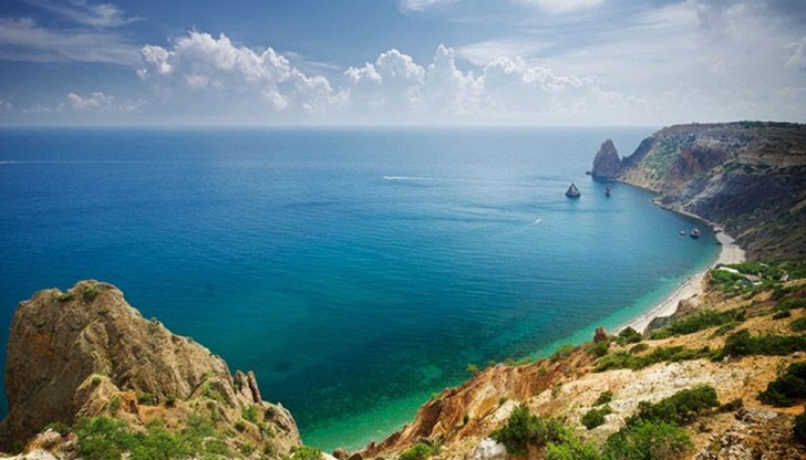 16 милиона души от 6 държави днес празнуват - това са хората, които живеят по крайбрежието на Черно море