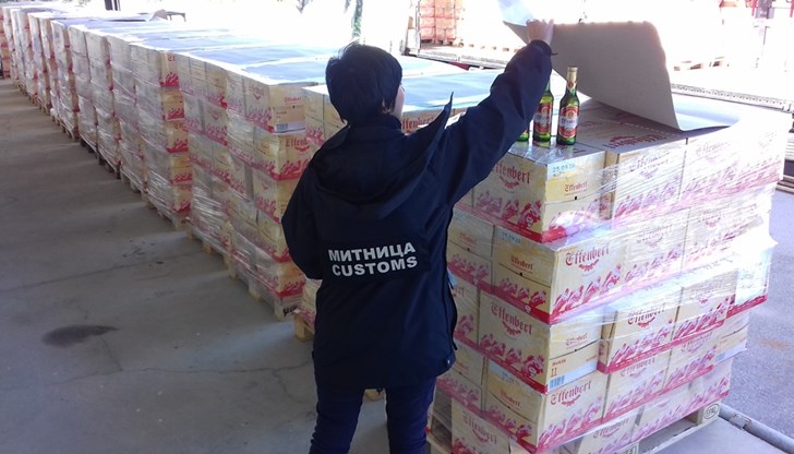 Пивото е превозвано в 28 палета от Чехия до България