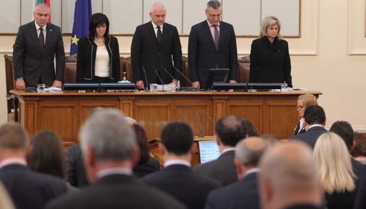 Искрено сме съпричастни към жителите от тези райони. Най-важно е местната власт и органите да обединят усилията си в справянето със стихията