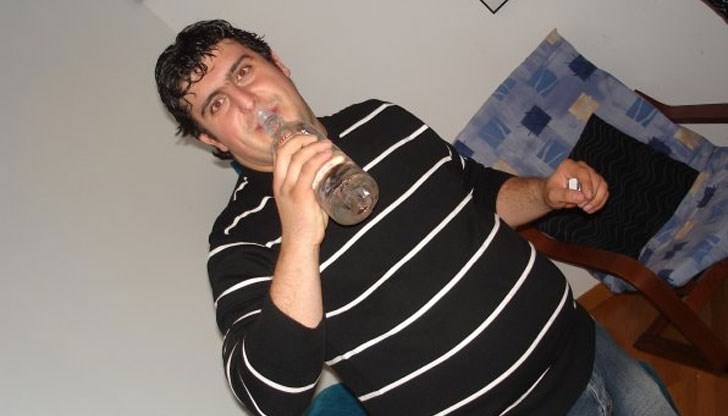 Мошеникът е бил открит и заведен в русенската полиция не от униформени, а от измамени граждани, които предприели собствено разследване