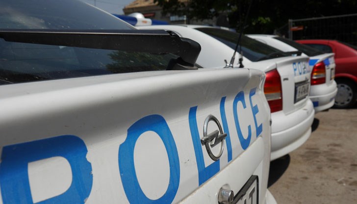 Тази сума трябвало да ги мотивира да не си изпълнят служебните задължения Тази сума трябвало да ги мотивира да не си изпълнят служебните задължения