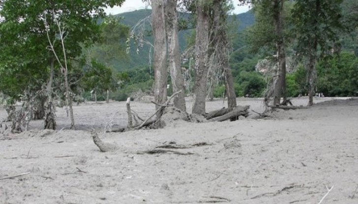 В с.Черни връх има жена в неизвестност В с.Черни връх има жена в неизвестност