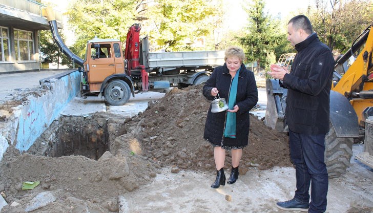 Повече от 2 200 души ще се възползват от подобрените условия в обновените сгради