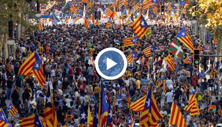Те поискаха независимост за областта, след като Мадрид се обърна към Сената за разпускане на каталунското правителство