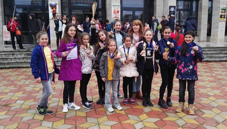 Момичетата и момчетата на педагога д-р Деница Анчева получиха заслужено признание