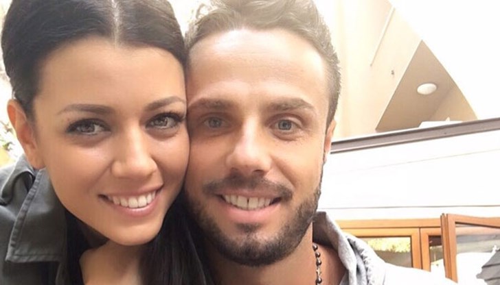 Двамата влюбени разкриват любопитни факти за връзката си