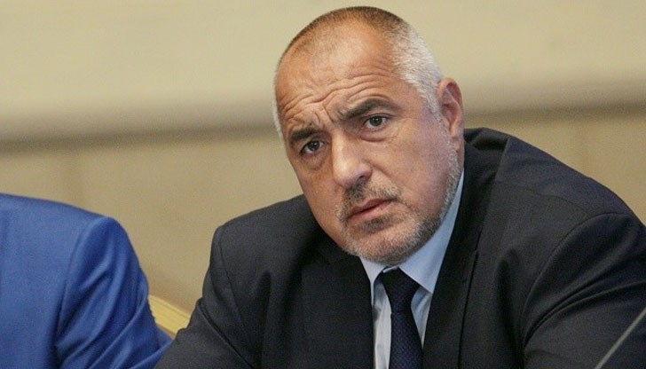 Аз казах да не правят сестра ми шеф на болница, въпреки че има над 30 години стаж, заяви премиерът по повод шуробаджанащината