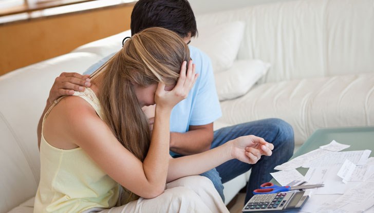 "Необезпеченото кредитиране" на кредитни карти, лизинги на автомобили, потребителски кредити и овърдрафти се увеличава