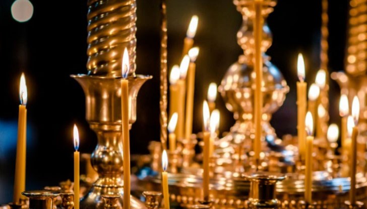 Днес е Покров Богородичен