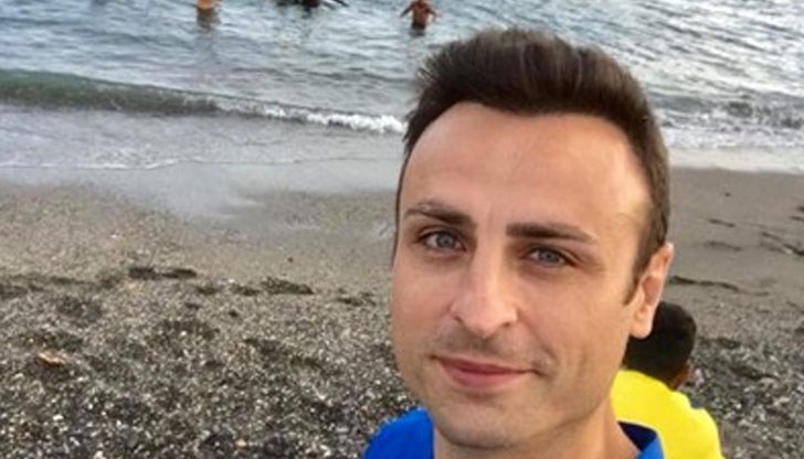 Колегите му трябвало да се потопят в студената вода, защото са загубили бас с българина