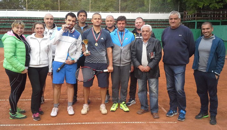 Организатор на турнира бе Работнически Клуб „Спорт и Здраве - Русе“