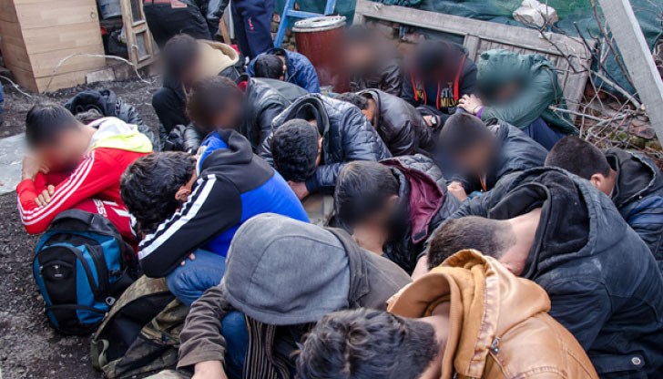 В камиона му са открити 18 мигранти от Ирак / Снимката е илюстративна