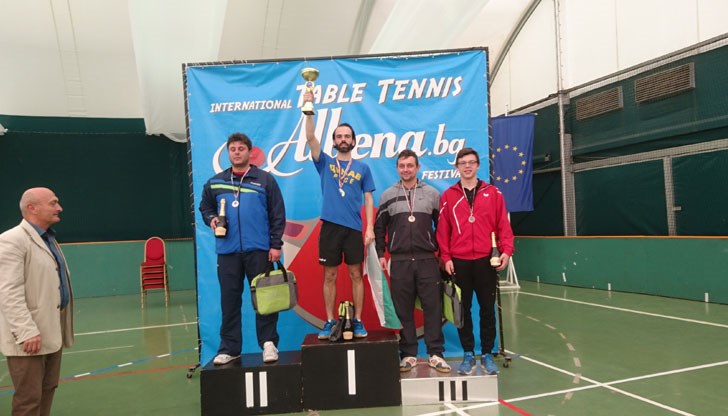 В турнира участваха състезатели от България, Румъния, Русия, Канада и Китай