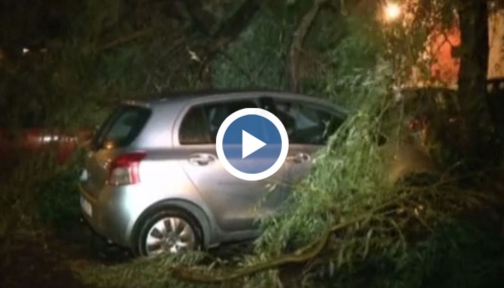 Проливен дъжд блокира Истанбул и предизвикаха транспортен хаос