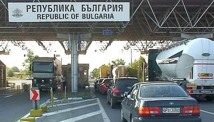На ГКПП Капитан Андреево има 3 км колона от товарни автомобили На ГКПП Капитан Андреево има 3 км колона от товарни автомобили
