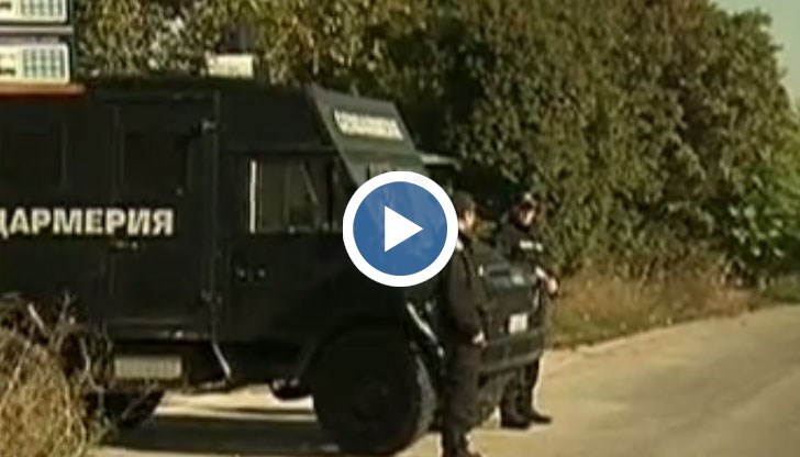 Става въпрос за сериозна група, която се занимава и с рекет, с упражняване на насилие срещу различни лица и наркоразпространение