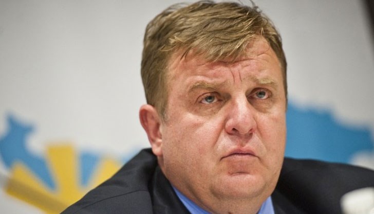 Малкото летателни часове на българската авиация са хроничен проблем