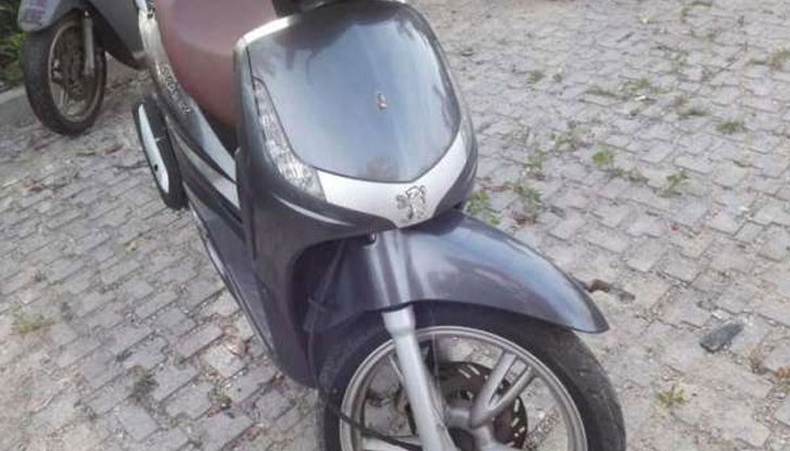 Собственикът го заключил към стълб на 9 септември, отсъствал от града и като се върнал бил неприятно изненадан / Снимката е илюстративна