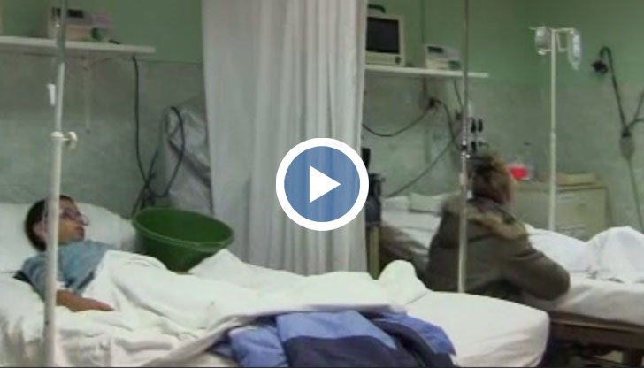 Според близките на пострадалите ученици развален шницел за обяд е причината за състоянието им