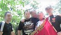 Приближен на Каракачанов се снима с нацистка тениска