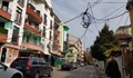 Общински "паяк" повлече провиснали кабели в Русе