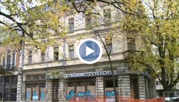 Паметникът на културата по улица „Славянска” от години тъне в разруха