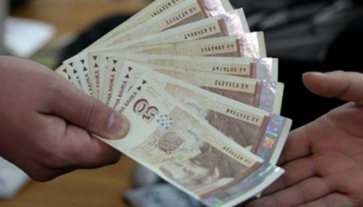 Средствата включват задоволяването на нормални човешки потребности като храна, условия на живот, здравеопазване и образование. Средствата включват задоволяването на нормални човешки потребности като храна, условия на живот, здравеопазване и образование.