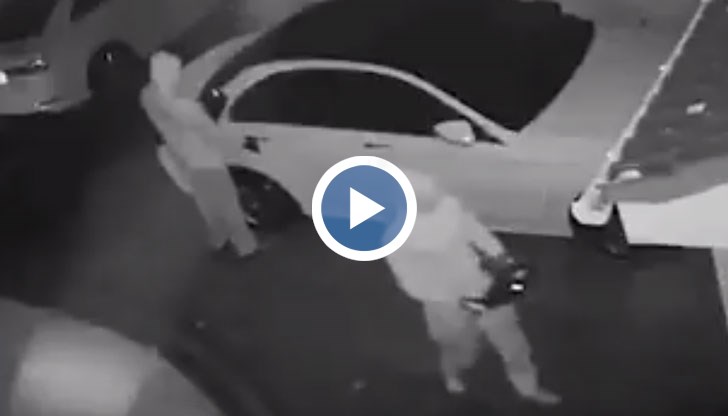 Те не разполагат с ключ, нито чупят стъкла, за да проникнат в колата