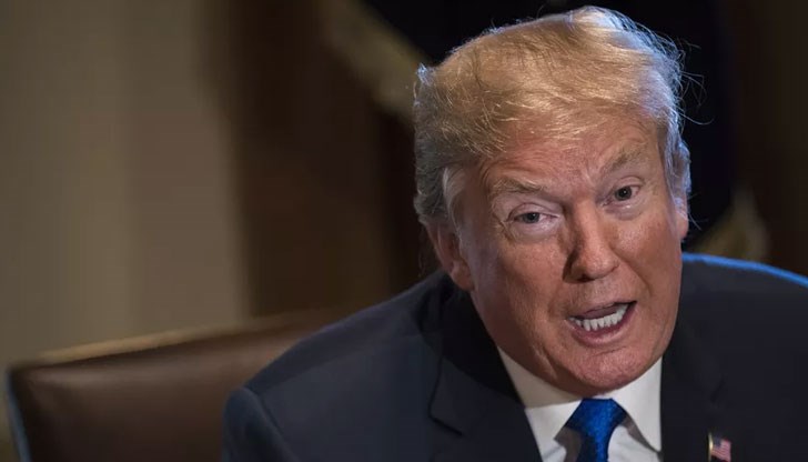 Служител на социалната мрежа решил да се пошегува с президента в последния си работен ден