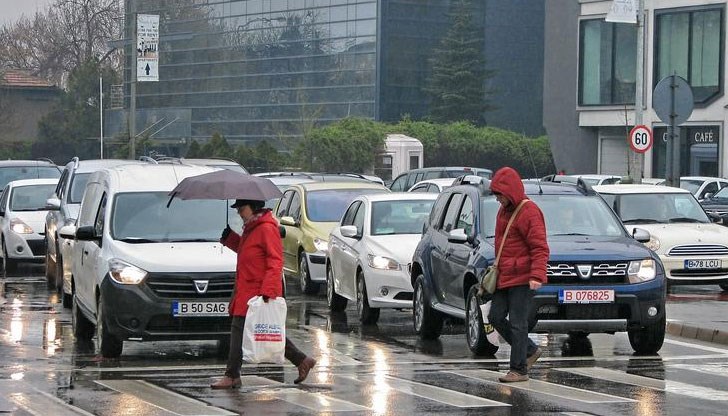 Трошките на Европа са пристигнали при нас в Букурещ, коментира Габриела Фиря