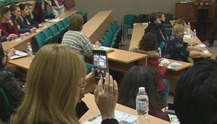 До този момент в Русенско са анкетирани 50 жени - повечето от тях дълго време са били домакини