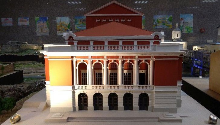 Русе е първият град където се показват макетите на обекти от България и Румъния