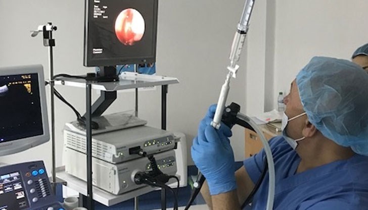 В „МБАЛ - Уни Хоспитал“ направиха биопсия на пациент със сложен диагностичен проблем