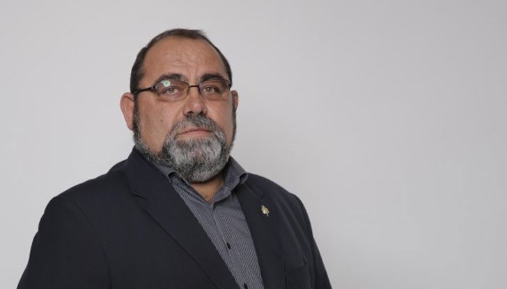 Поклон пред паметта му