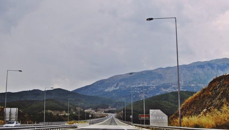 До края на годината властите в Гърция ще обявят търг за изграждане на нова система До края на годината властите в Гърция ще обявят търг за изграждане на нова система