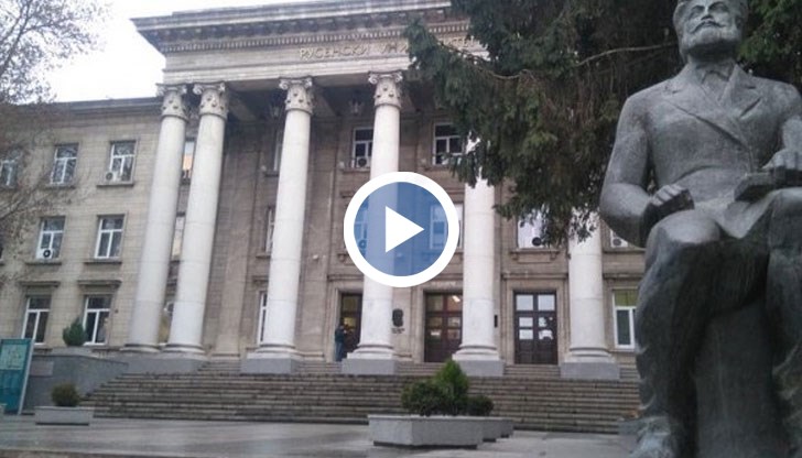 Честит празник на студентите и преподавателите