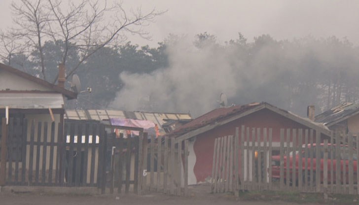 Един кубик дрехи втора употреба струва около 30 лева Един кубик дрехи втора употреба струва около 30 лева