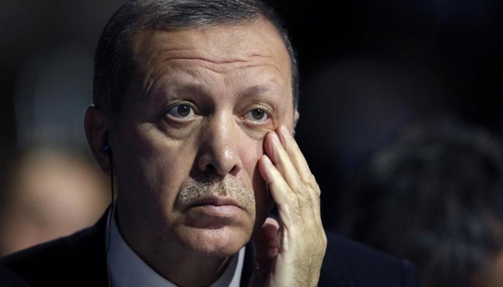 Той осъди тенденциите на етноцентризъм, културен расизъм и ислямофобия в западните държави