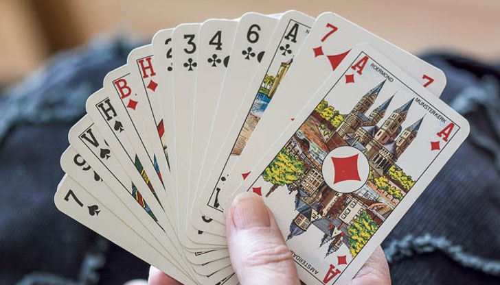 При полицейска операция в ресторант в Берлин са намерени карти покрити с радиоактивна субстанция / Снимката е илюстративна