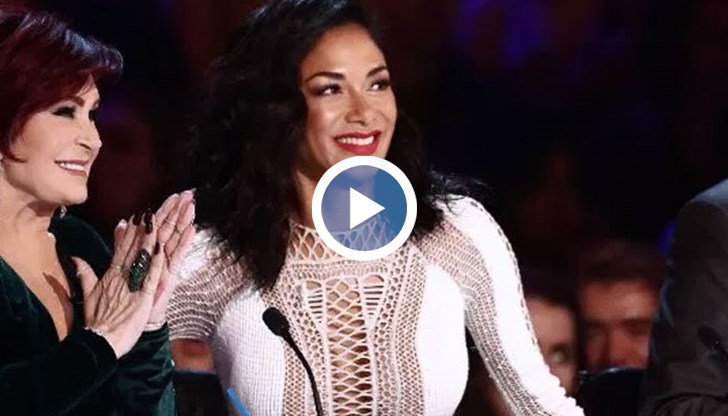 След неговият поздрав към нея, чаровницата не остана по-назад!