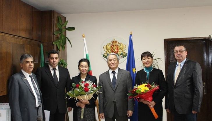 Дашжмамц Батсайхан споделя, че Русенският регион е известен по света, като едно от най-красивите места в Европа