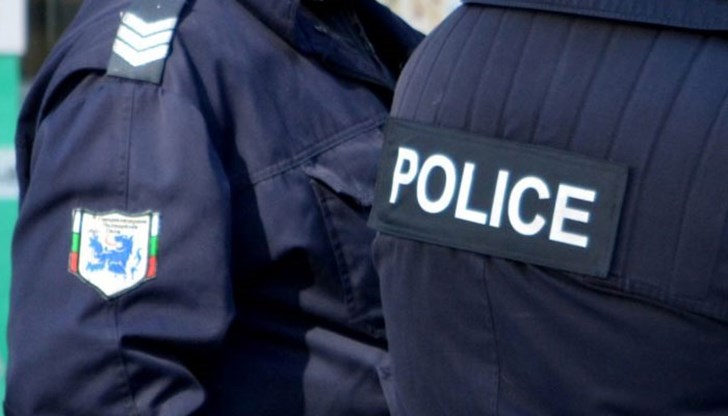 В едното са открити амфетамини и марихуана В едното са открити амфетамини и марихуана