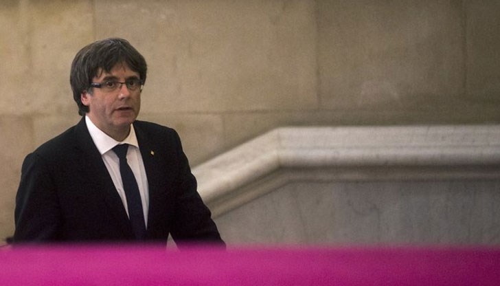 По-рано днес Белгийската федерална прокуратура проучваше заповедите за арест По-рано днес Белгийската федерална прокуратура проучваше заповедите за арест