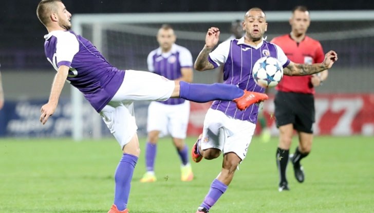 Мачът е днес от 17:45 на стадион "Ивайло" Мачът е днес от 17:45 на стадион "Ивайло"