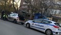 Полицаи помогнаха на закъсала шофьорка