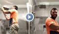Водопроводчик изпя музикален шедьовър по време на работа